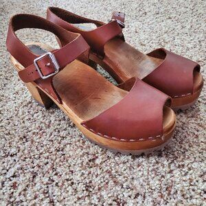 MIA Greta Leather Clog 38